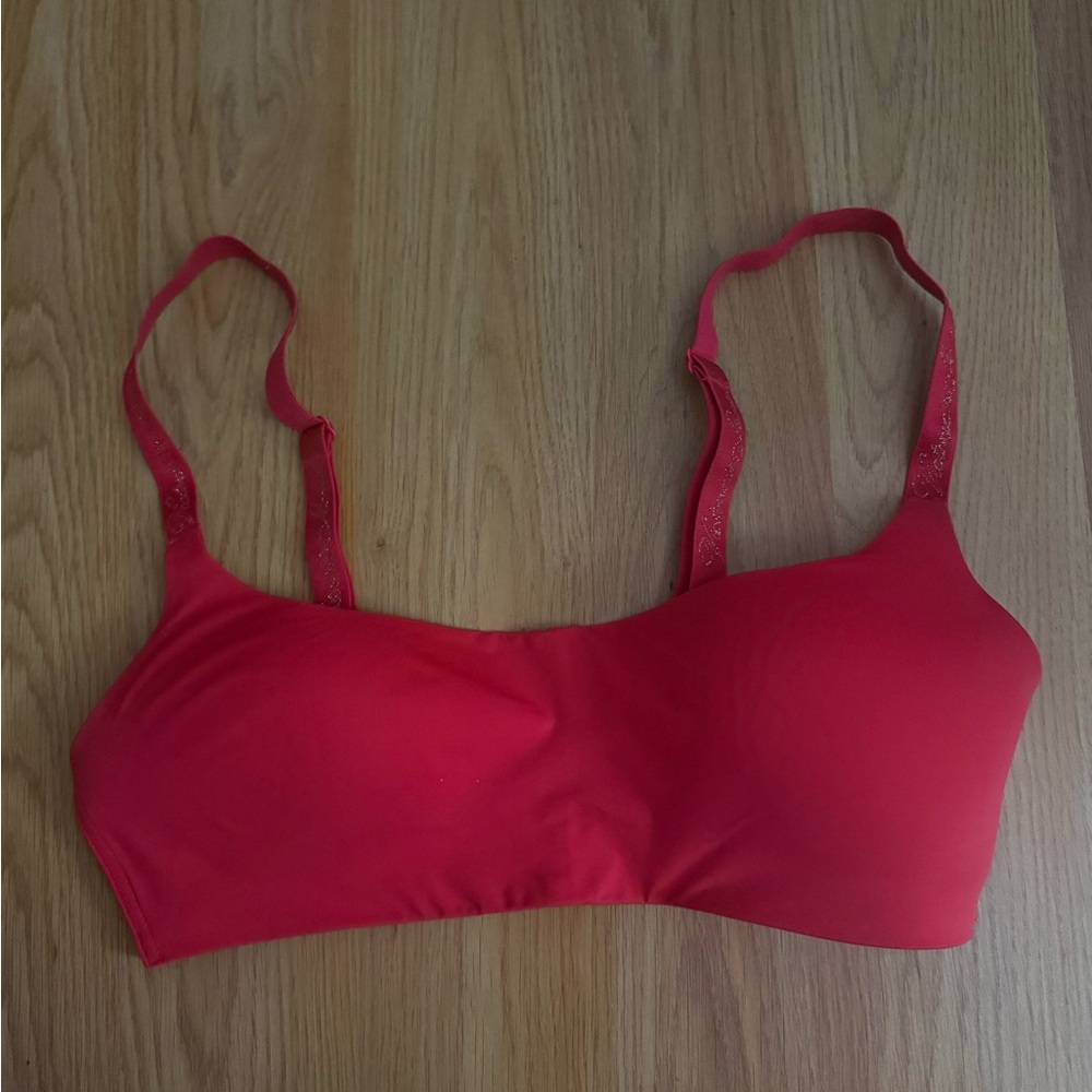 Victoria’s Secret lined Red Bra 34C